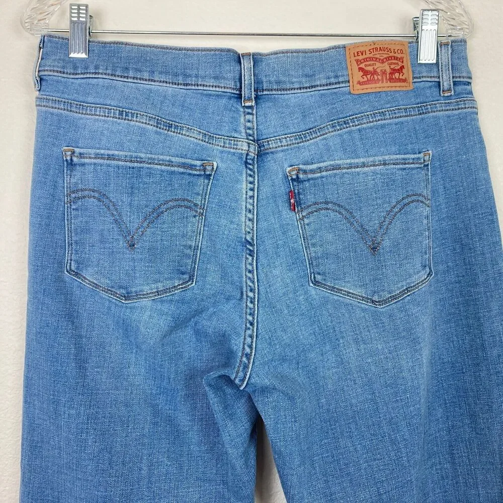 Levi's Women's Classic Bootcut Jeans Size 12 Blue Med Wash Stretch Inseam 26.5